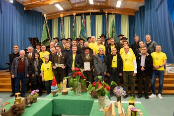 Borovniški čebelarji obeležili častitljivi jubilej 