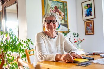 Sprva je bila "gospa", nekega dne spontano "mami"