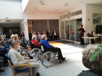 Nastop Barbare Mlinar v Centru starejših Horjul