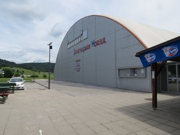 Javni razpis za uporabo dvorane Športnega parka Horjul za dejavnost športa za sezono 2023/2024