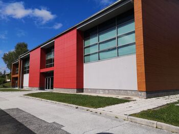 Javni razpis za uporabo Športne dvorane pri OŠ Horjul za dejavnost športa za sezono 2025/2026
