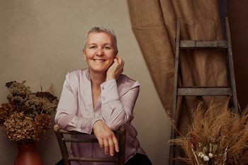 ODPRTJE RAZSTAVE SABINE MAJCEN "V BARVAH"