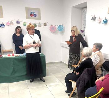 Srčna razstava Zvončnic v Knjižnici Vojnik – Milini copatki