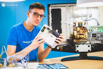 Ob nevihtah priporočamo izklop električnih naprav iz vseh omrežij