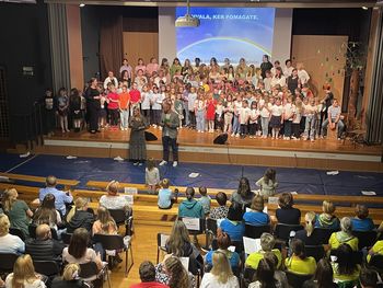 Koncert Šolskega sklada OŠ Brezovica pri Ljubljani Stopimo skupaj uspel