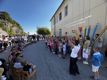 V osnovnošolske klopi je sedlo 147 prvošolčkov V osnovnošolske klopi je sedlo 147 prvošolčkov