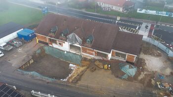 Občina po dolgih desetletjih iz najetih prostorov v lastno občinsko stavbo