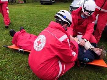 VKLJUČITE SE V EKIPO PRVE POMOČI RDEČEGA KRIŽA IN OBČINE DOL PRI LJUBLJANI