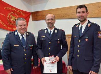 Prekopski gasilci na občnem zboru začeli jubilejno leto 120-letnice društva