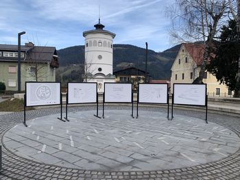 Razstava Vesna Bukovec: Svet brez meja 