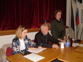 PO OSMIH LETIH NOVO VODSTVO