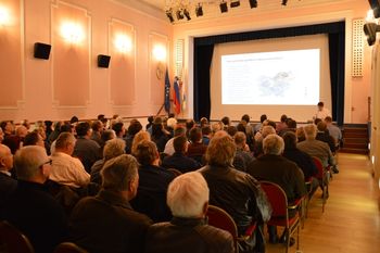 Mednarodna strokovno-izobraževalna konferenca o modri frankinji