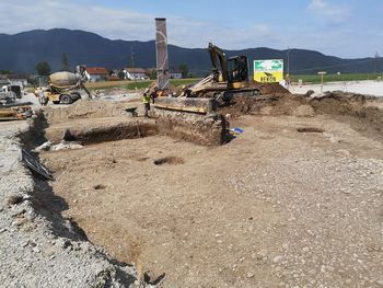 Gradnja krožišča napreduje