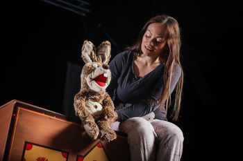 Lutkovna predstava Zajčkov zvonček