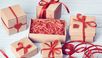 Decembrsko obdarovanje otrok