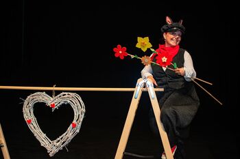 Otroška predstava Zaljubljeni mačkon Berto