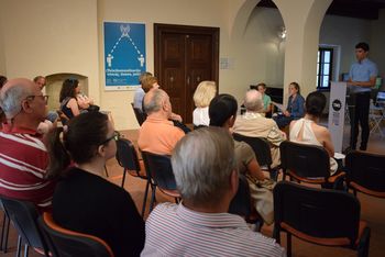 Razstava Zgodbe iz šolske torbe Razstava Zgodbe iz šolske torbe