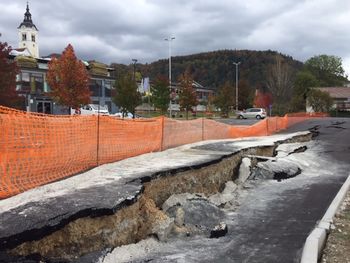 Zahteven teren pri Osnovni šoli v Polhovem Gradcu ponovno pokazal zobe