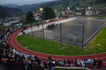 "Naj vam igrišče dobro služi in še mnogim generacijam za vami"