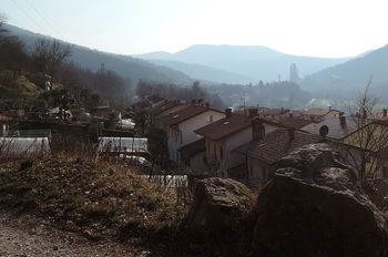 Kakovost zraka v občini Kanal ob Soči v zimskem času: problematična zlasti individualna kurišča