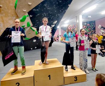 Uspešni nastopi Sevniških mladih plezalcev na tekmi Vzhodne lige v Mariboru