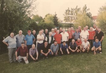 Kaj pa o knjigi pravi njen avtor?