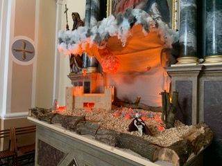 Postavljanje jaslic povezuje