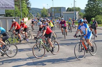 Začetek kolesarskih dogodkov z Barjanko