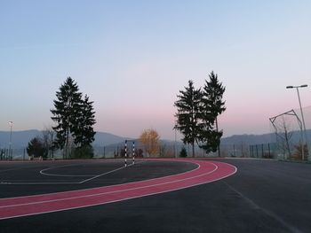 Prenovljene zunanje športne površine pri OŠ Dobrova