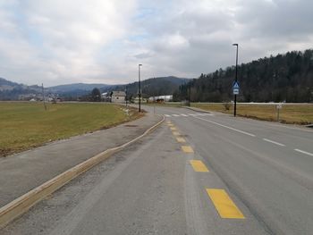 V Srednji vasi bo letos poleg prenove ceste zgrajenih tudi 154 metrov kanalizacije V Srednji vasi bo letos poleg prenove ceste zgrajenih tudi 154 metrov kanalizacije