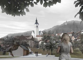 Kje je bankomat v Polhovem Gradcu?