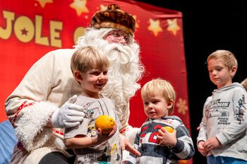 Utrinki dogajanja ob prihodu Dedka mraza Utrinki dogajanja ob prihodu Dedka mraza