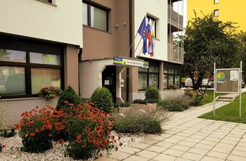 Podaljšanje roka za razpis Inovator leta 2020