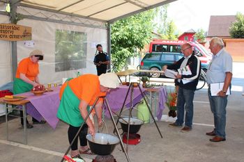 V Novi Cerkvi je zadišalo po golažu V Novi Cerkvi je zadišalo po golažu