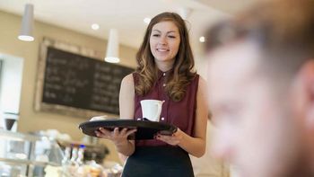 Pri RIBIČ Mozirje iščemo pomoč v strežbi hrane in pijače