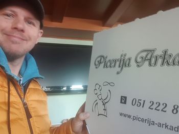 Lastnik picerije s Škofljice poskrbi za topel obrok pomoči potrebnim