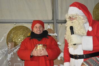 Čarobni gozd z Božičkom 