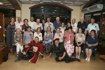 » … Vedi, nikdar mi ne bo žal niti za en sam hip s teboj …« (Svetlana Makarovič) » … Vedi, nikdar mi ne bo žal niti za en sam hip s teboj …« (Svetlana Makarovič)