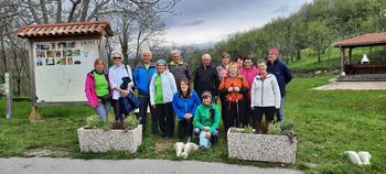  Erzelj – Pot med zaselki in studenci (20. 4. 2023) 