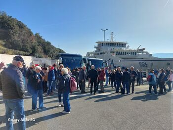 DU Ajdovščina - 155 članic in članov je praznovalo 8. marec na dveh destinacijah