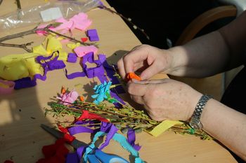 Cvetni vriski pomladi Cvetni vriski pomladi