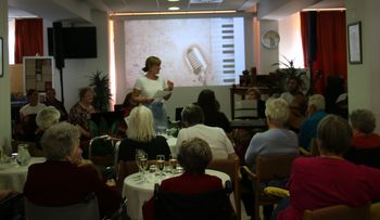 Ne delamo velikih stvari... Le majhne, a te z veliko ljubezni.