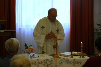 Slovesna sveta maša