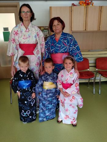 Predstavniki Olimpijskega komiteja in veleposlaništva Japonske v Horjulu