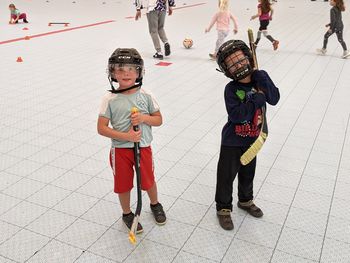 Pridobivali smo veščine igranja in-line hokeja