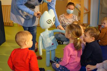 Predstava Muca Copatarica