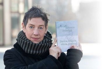 DEVICA, KRALJICA, VDOVA, PRASICA