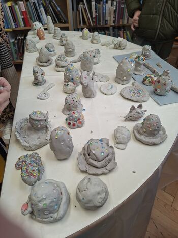 POČITNICE V KNJIŽNICI