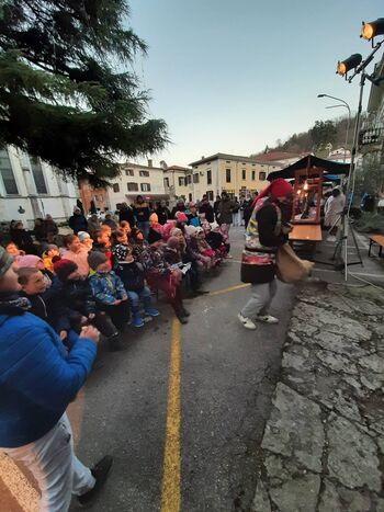 PRAZNIČNI DECEMBER V KANALU