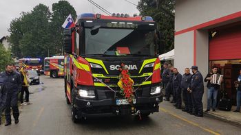 Video novica: Gotoveljski gasilci sedaj z novo avtocisterno